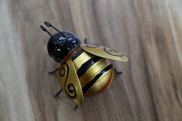 baby bee mini wall hanging